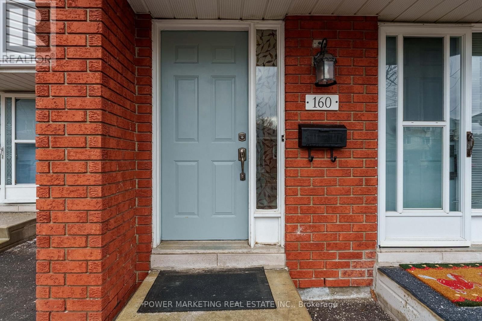 160 RUSHFORD PRIVATE Image 2