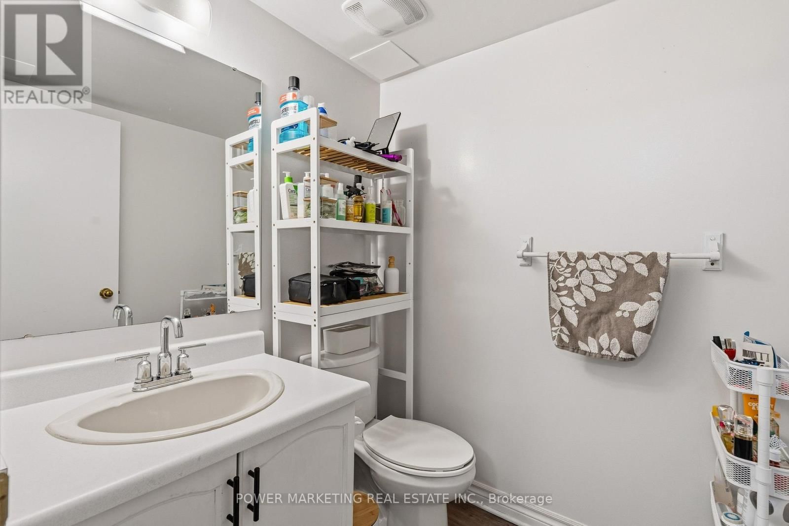 160 RUSHFORD PRIVATE Image 9