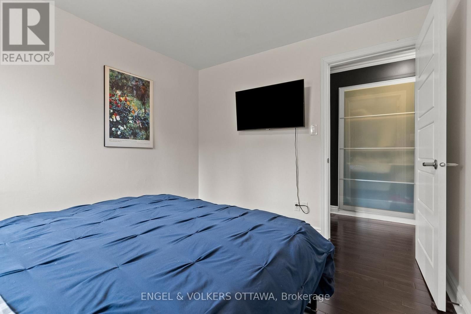 4624 ALBION ROAD Image 31