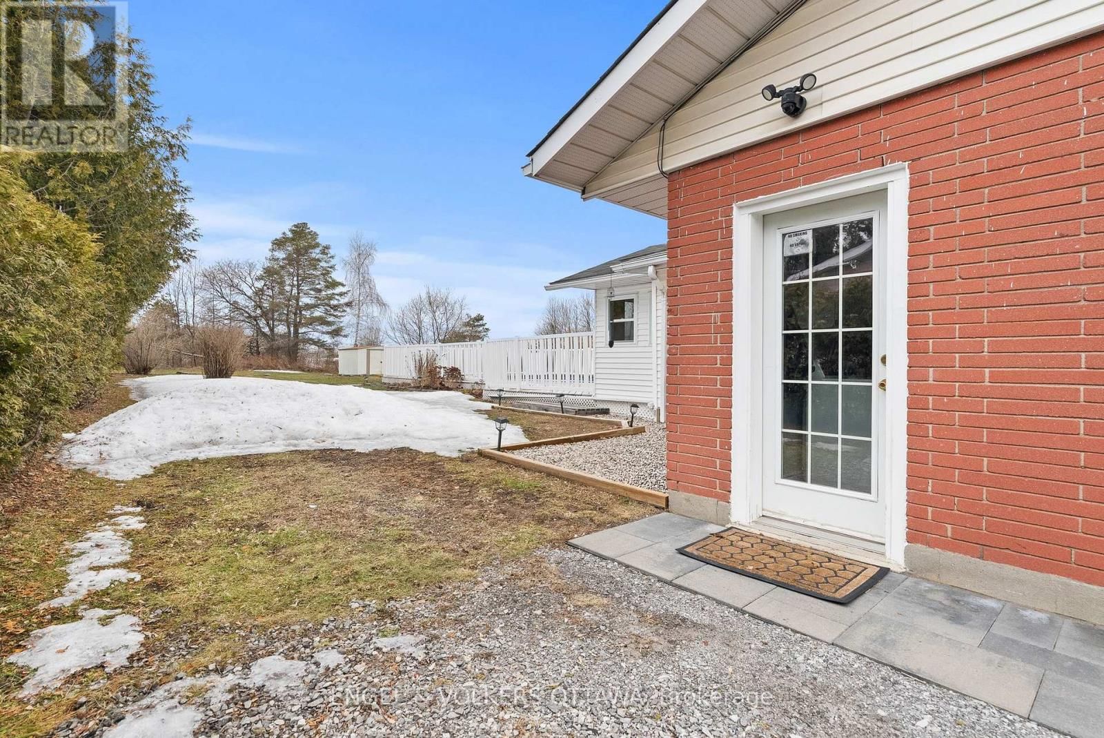 4624 ALBION ROAD Image 41