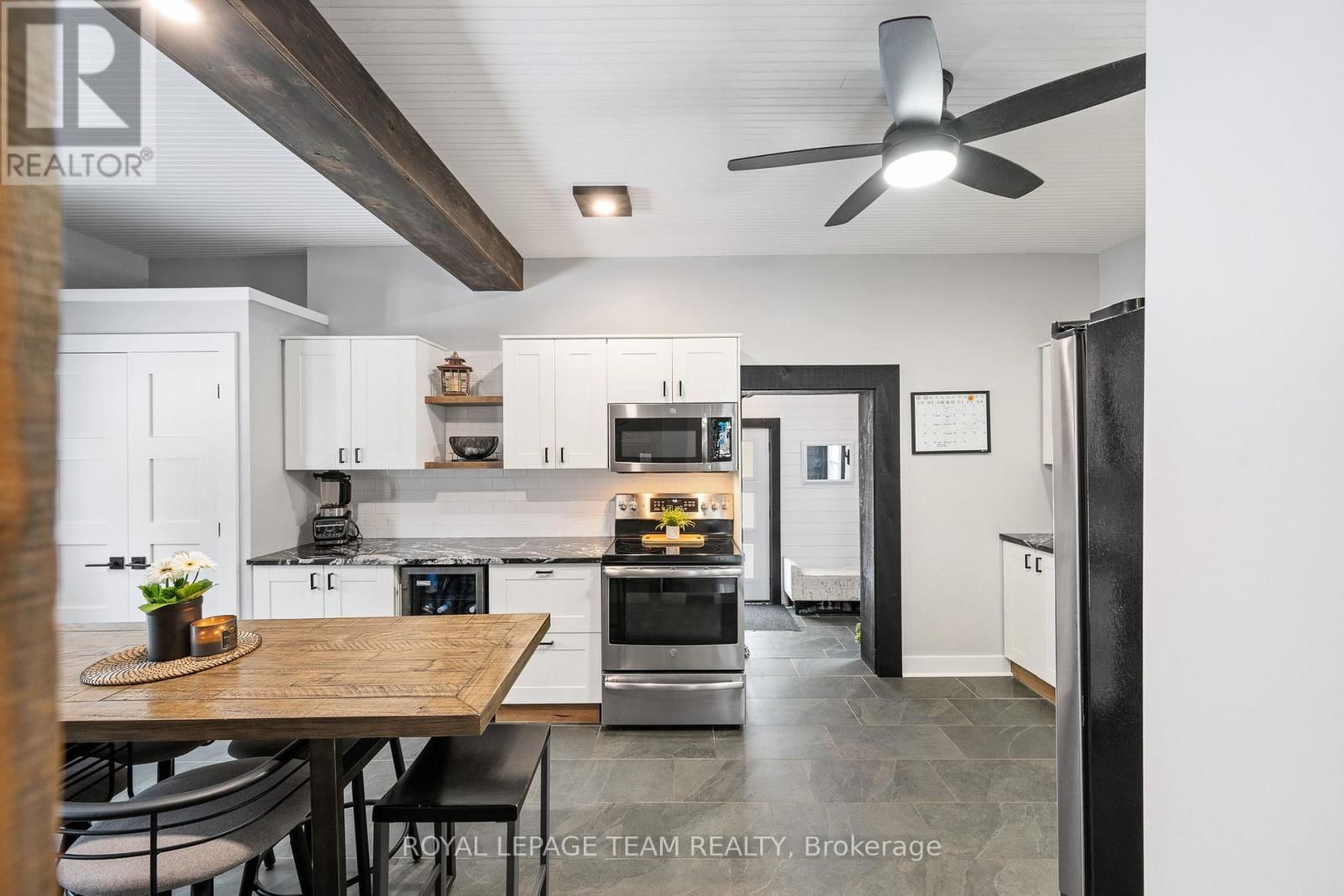 5529 LION STREET Image 15