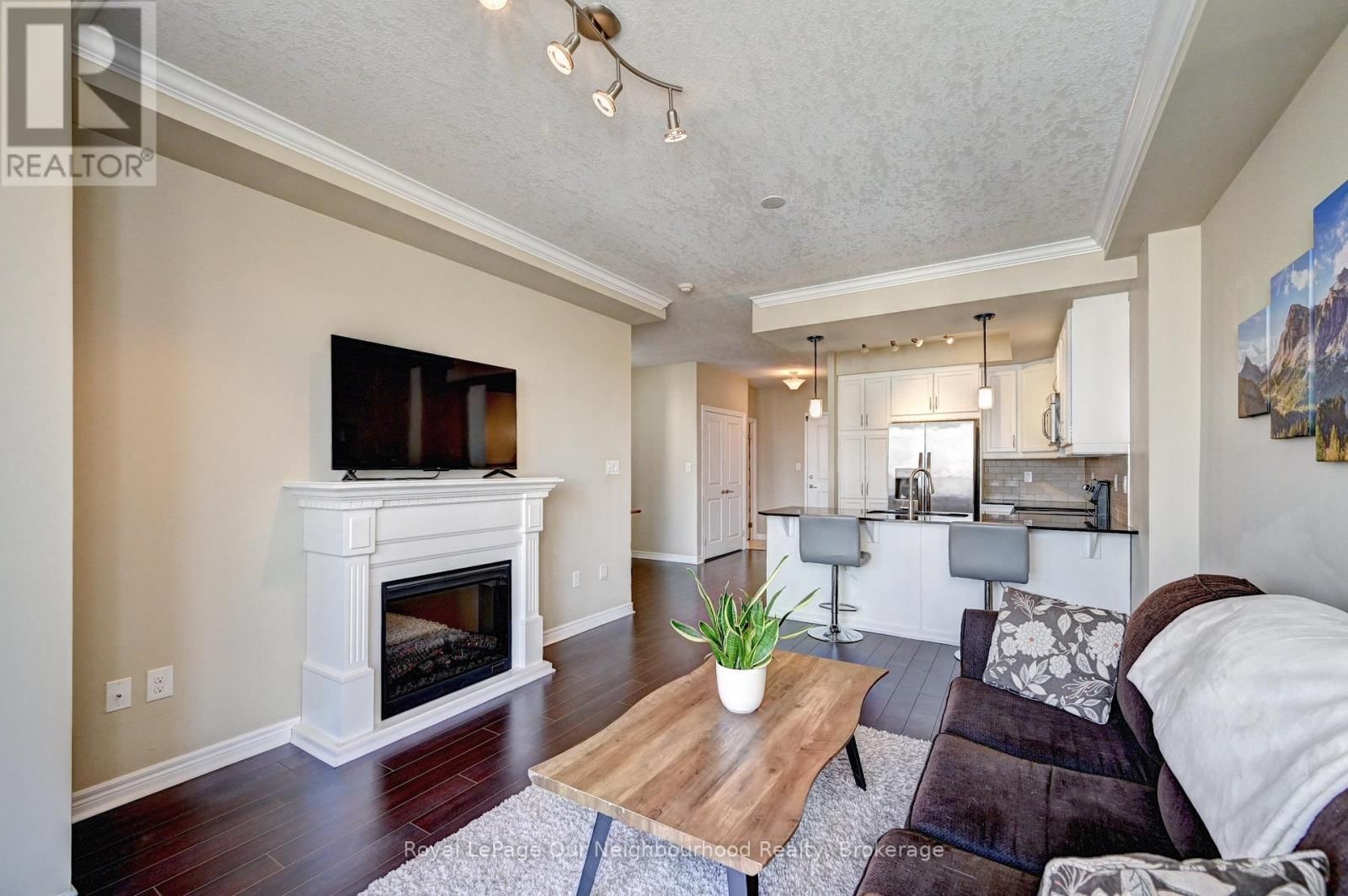 1104 - 539 BELMONT AVENUE WEST Image 12