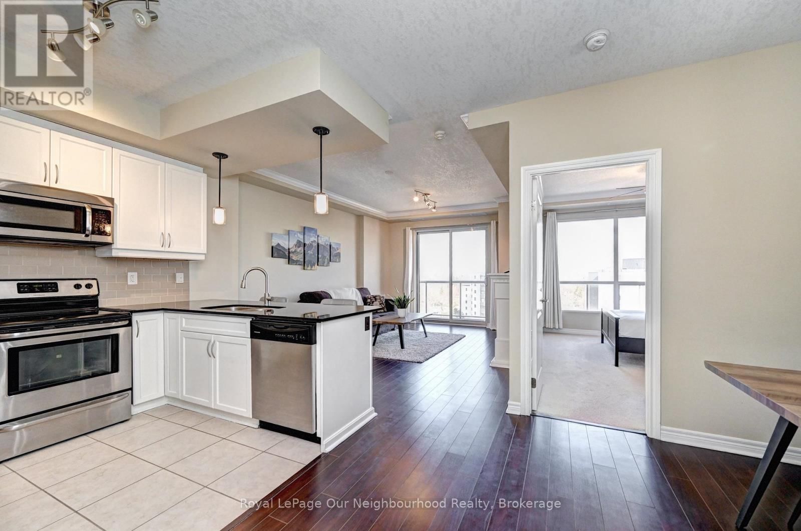 1104 - 539 BELMONT AVENUE WEST Image 8