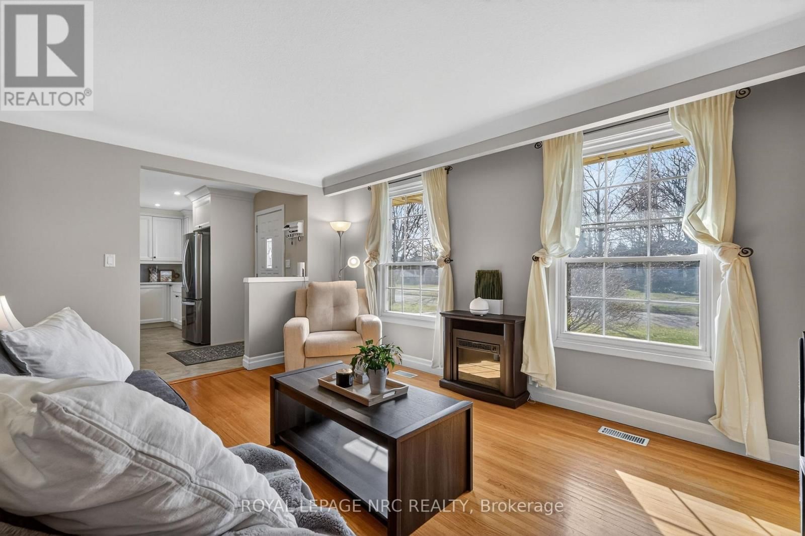 110 SHERMAN DRIVE Image 10