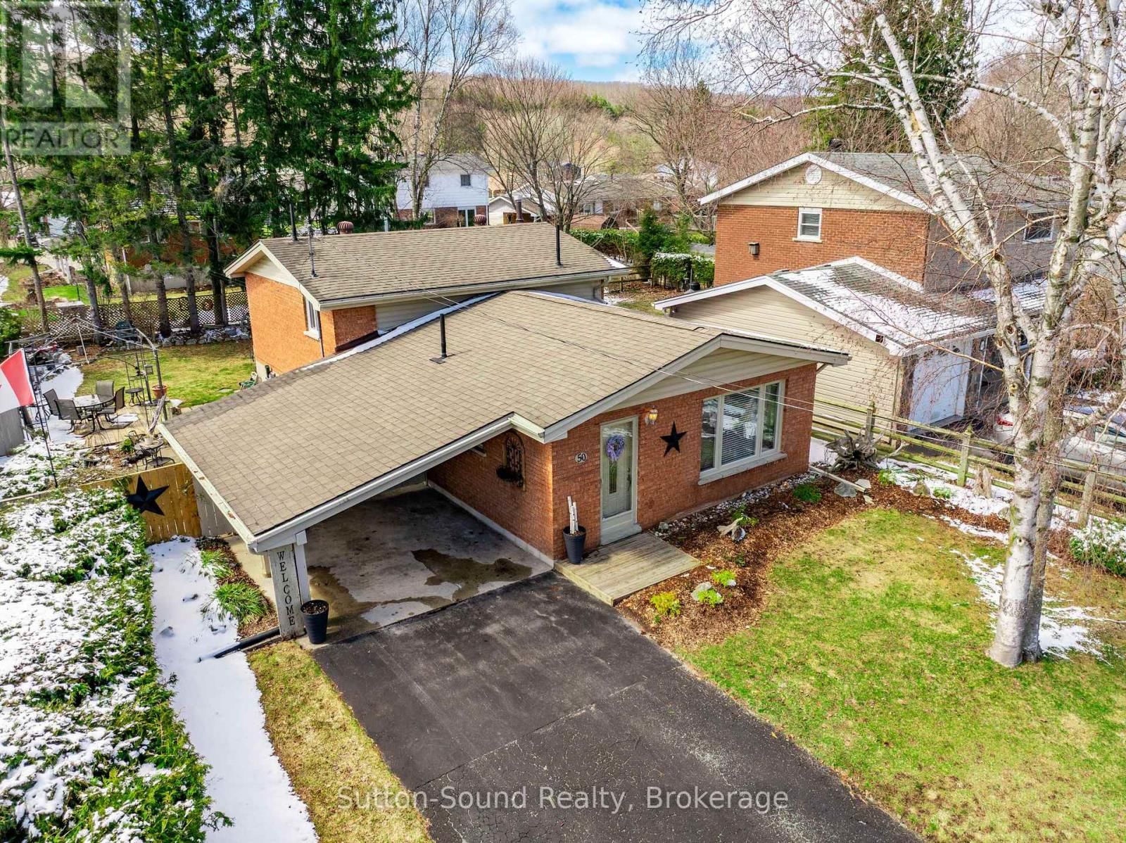 50 4TH AVENUE WEST Image 39