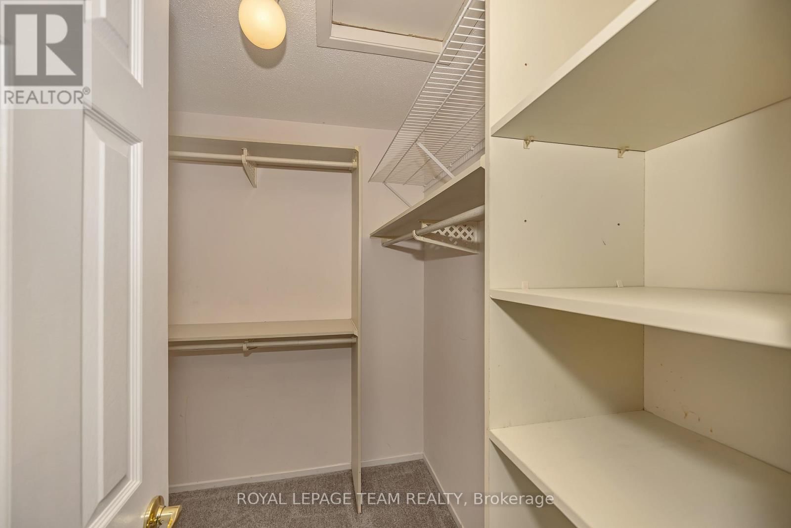 69 PINETRAIL CRESCENT Image 20