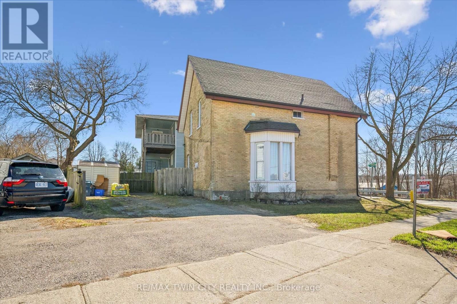 101 WELLINGTON SOUTH Image 25