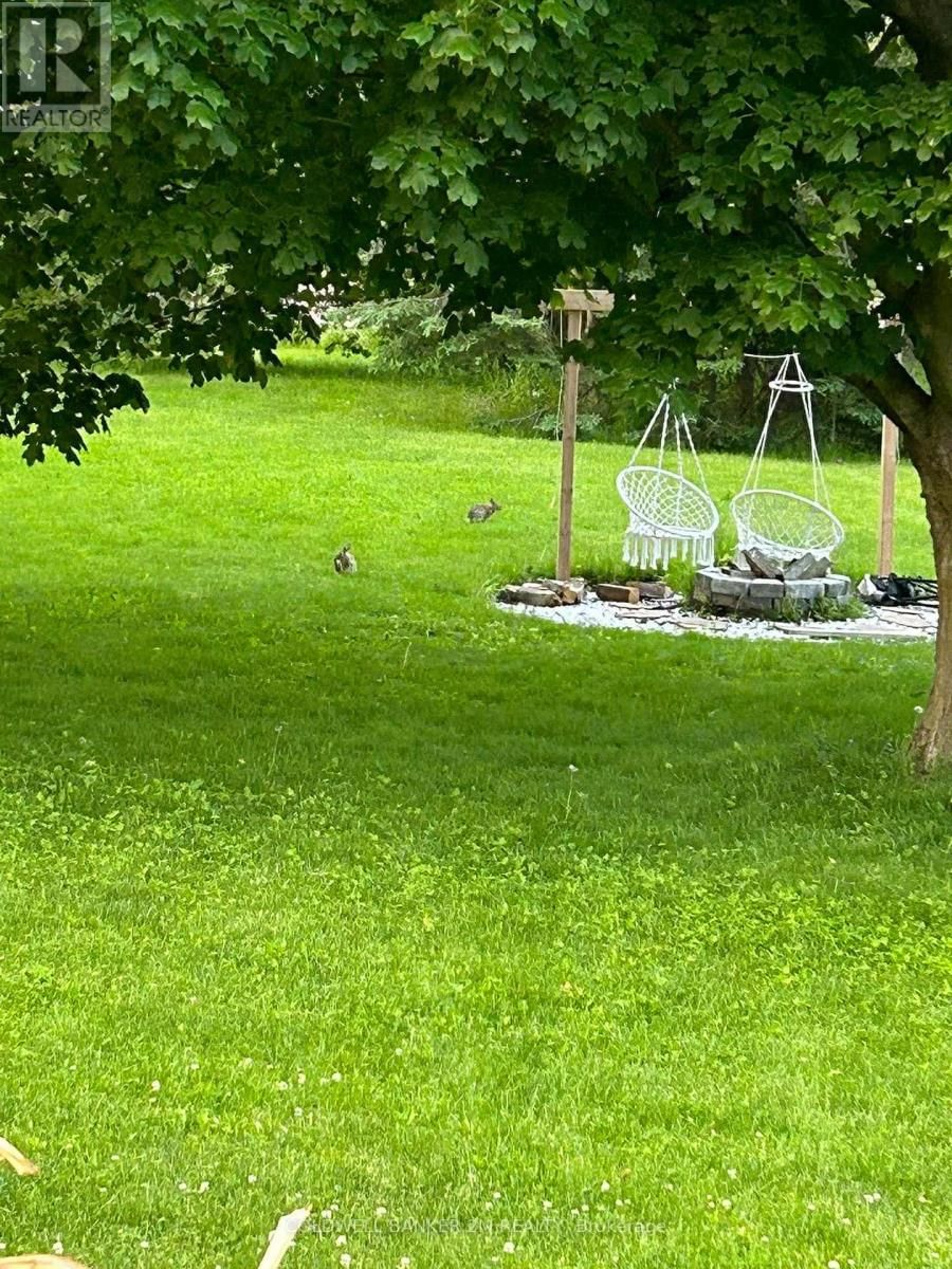 812 BURNHAM STREET Image 44