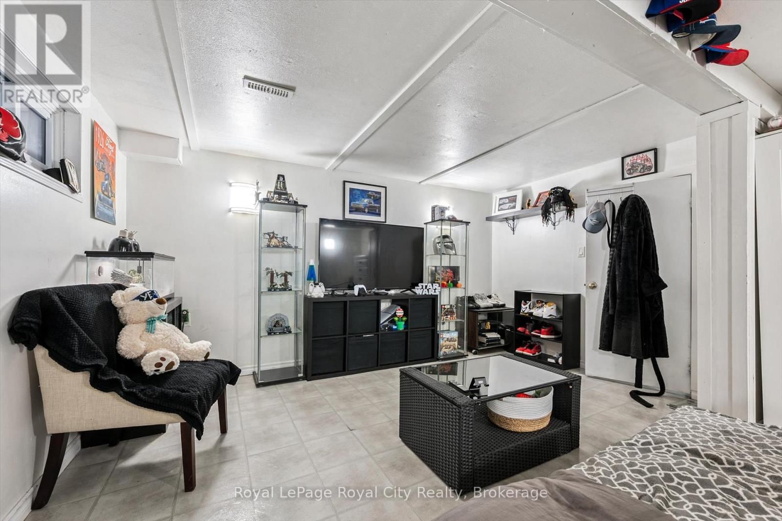 30 - 121 BAGOT STREET Image 30