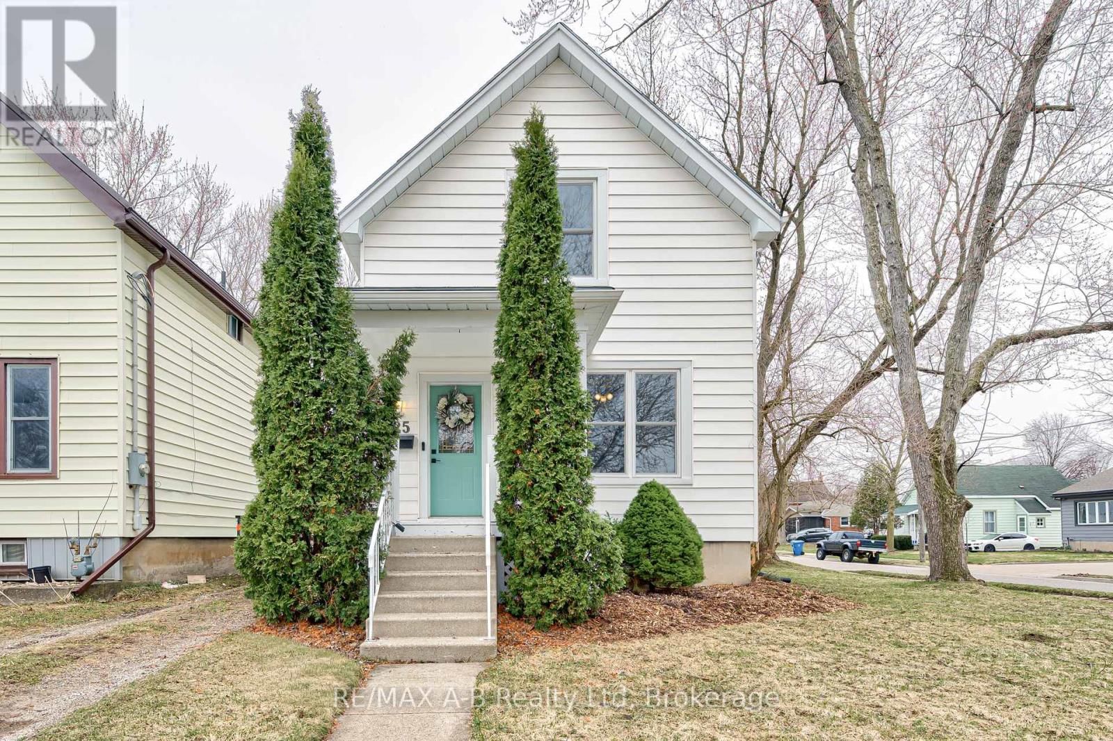 25 ASH STREET Image 1