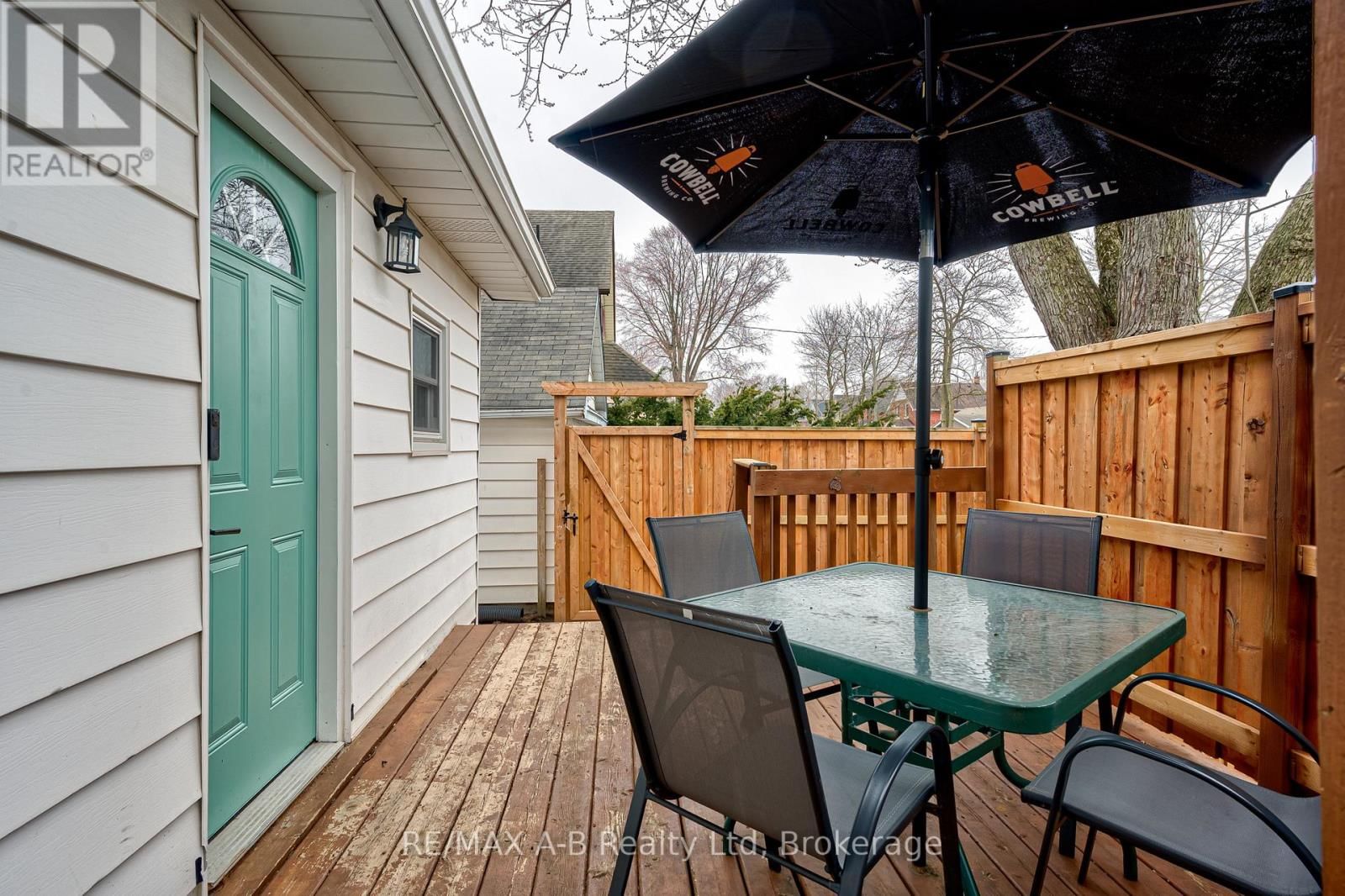 25 ASH STREET Image 39