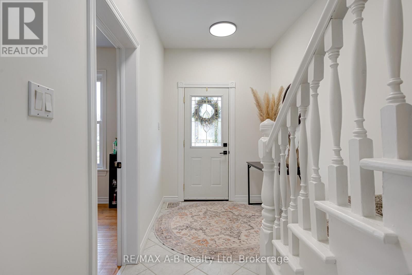 25 ASH STREET Image 7