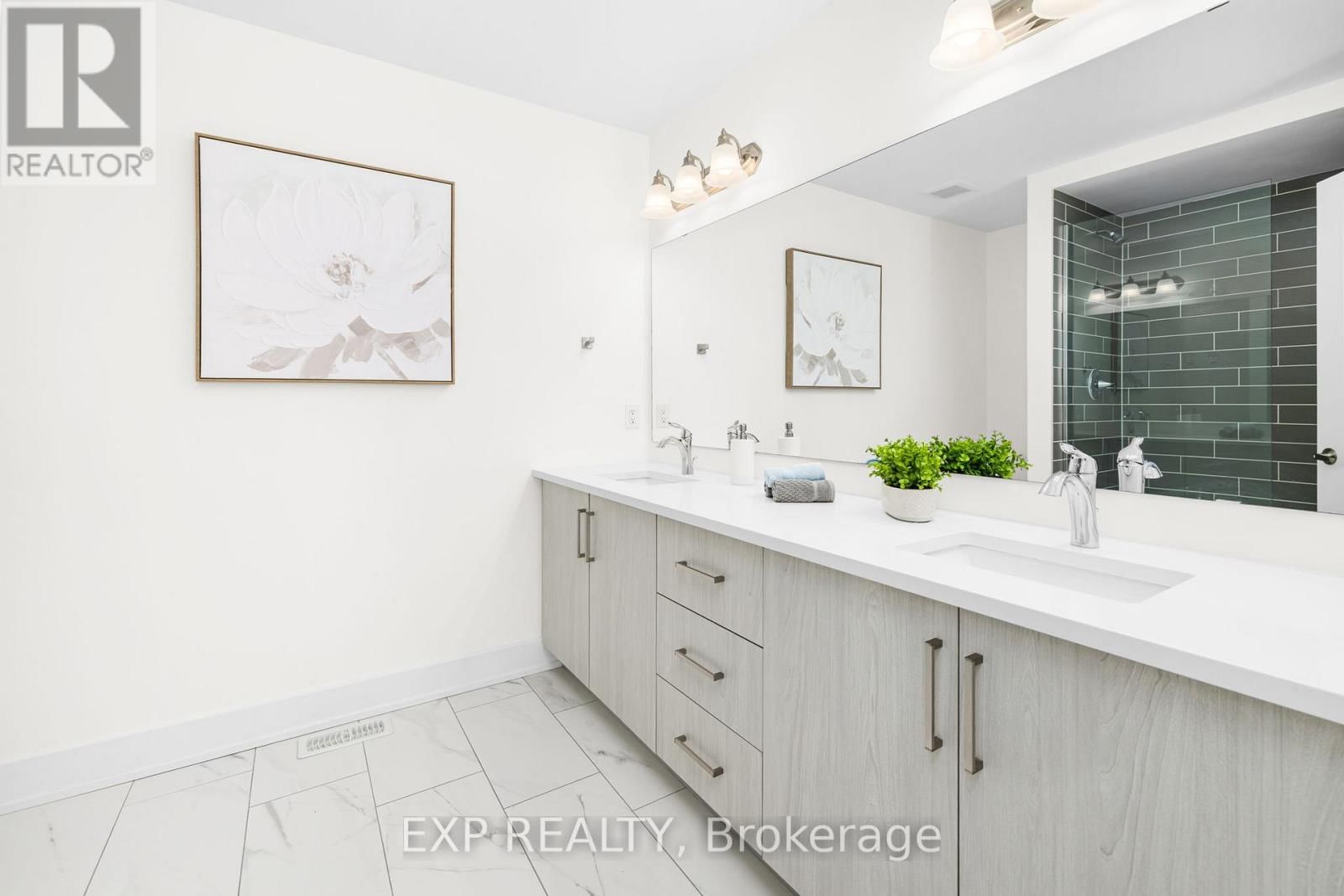 85 O'DONOVAN DRIVE Image 24