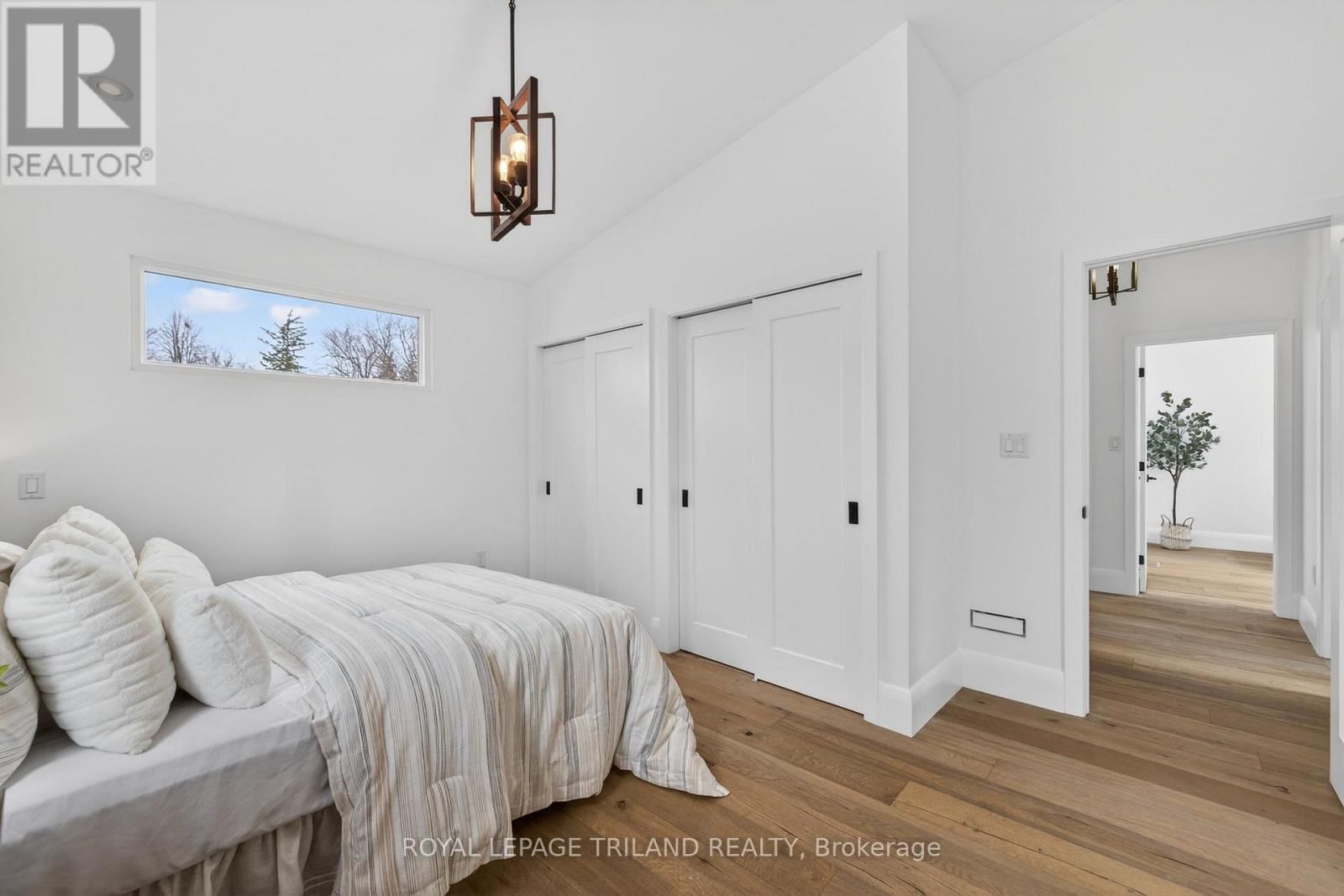 14 LUNDY LANE Image 20