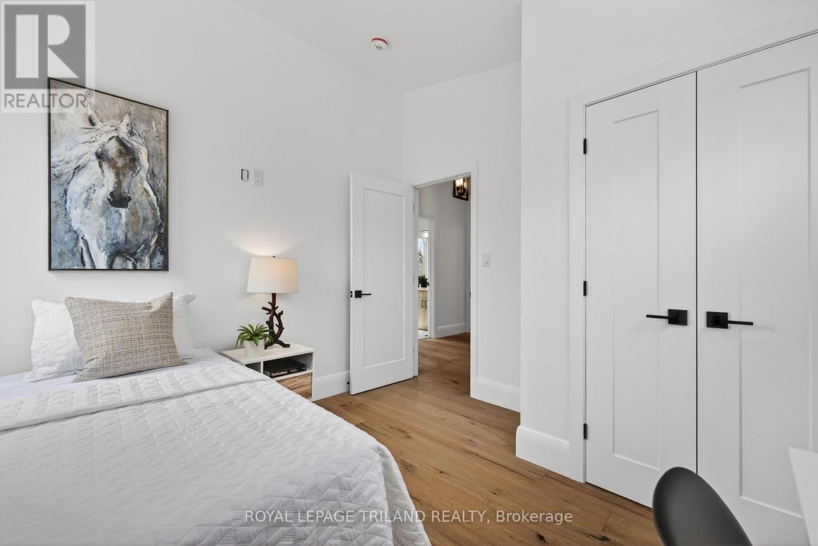 14 LUNDY LANE Image 27