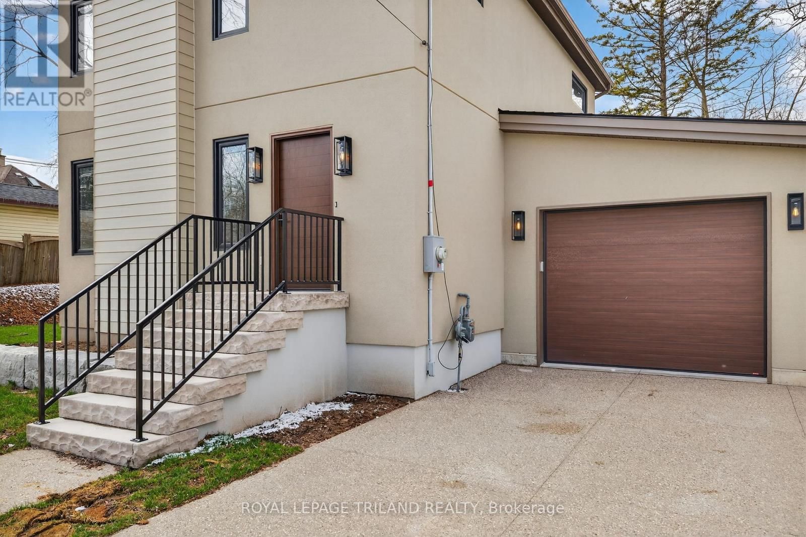 14 LUNDY LANE Image 4