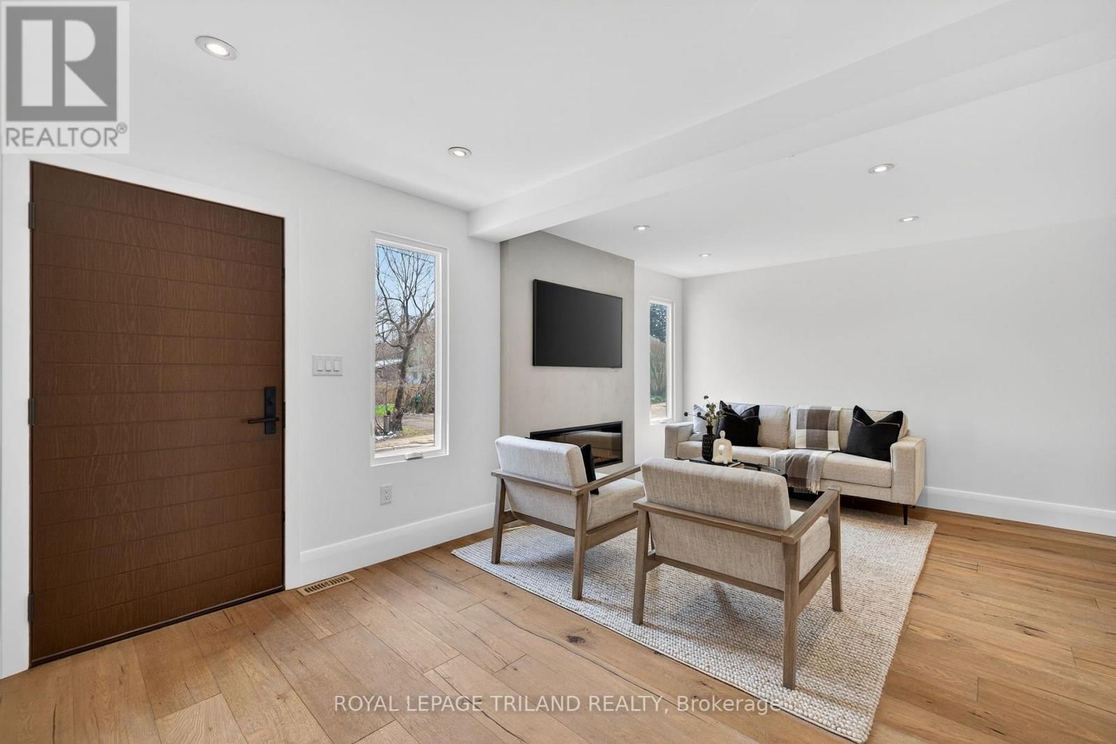 14 LUNDY LANE Image 6