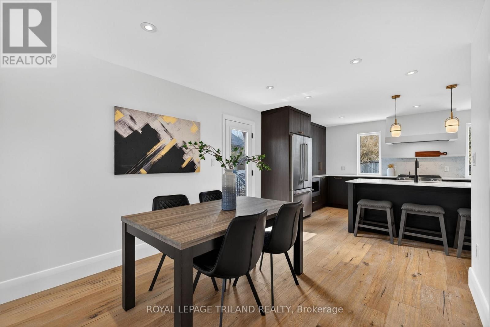 14 LUNDY LANE Image 9