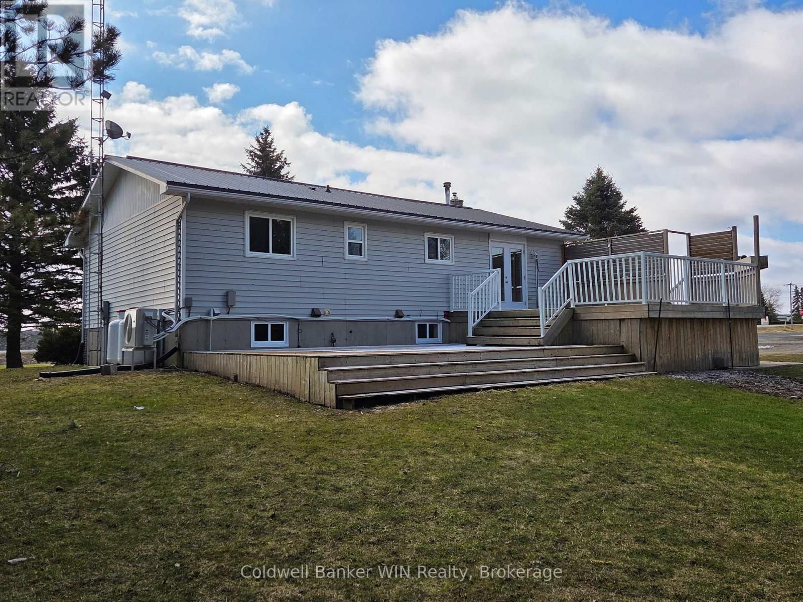 7324 5 SIDEROAD EAST Image 3