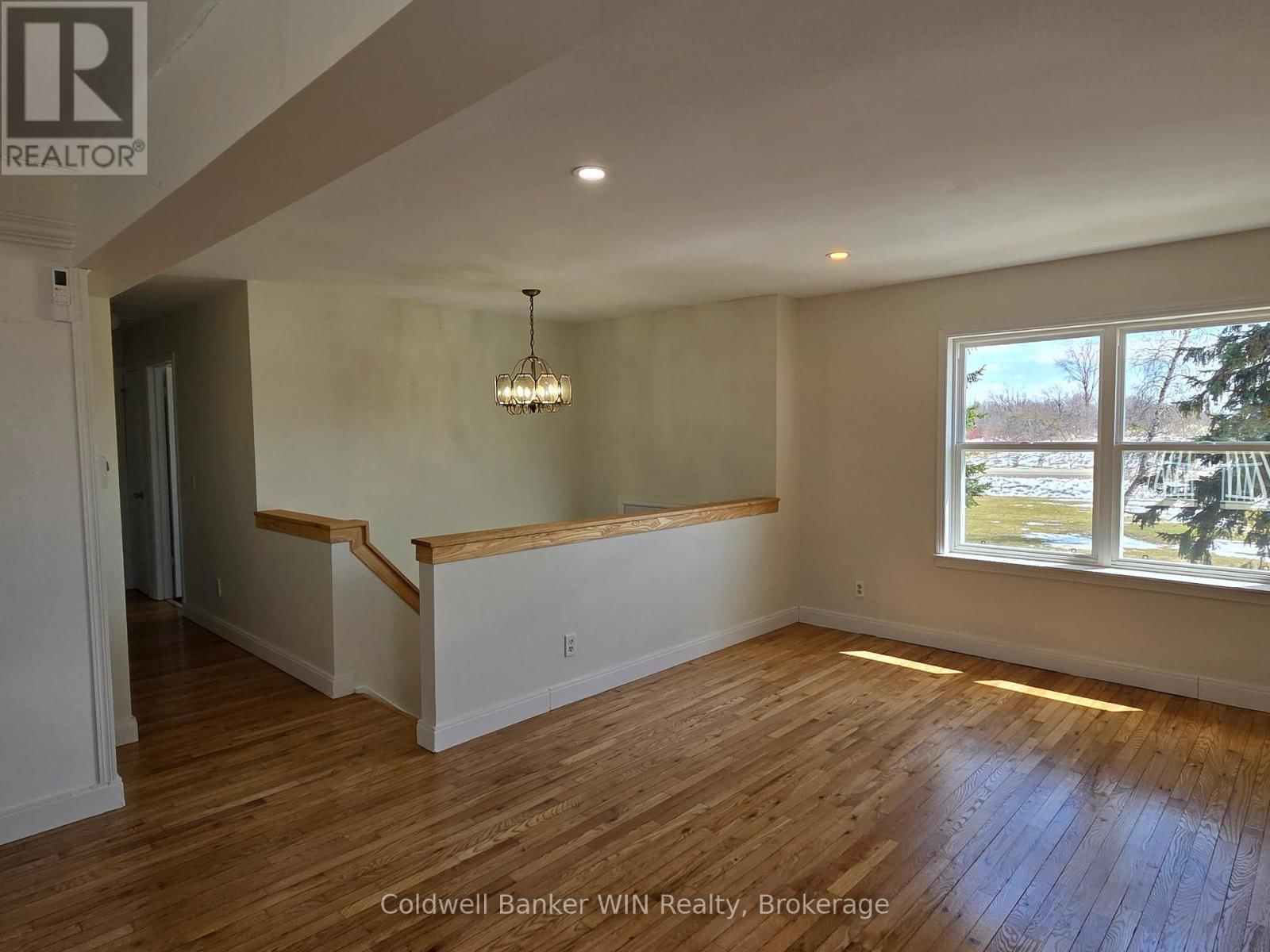 7324 5 SIDEROAD EAST Image 5