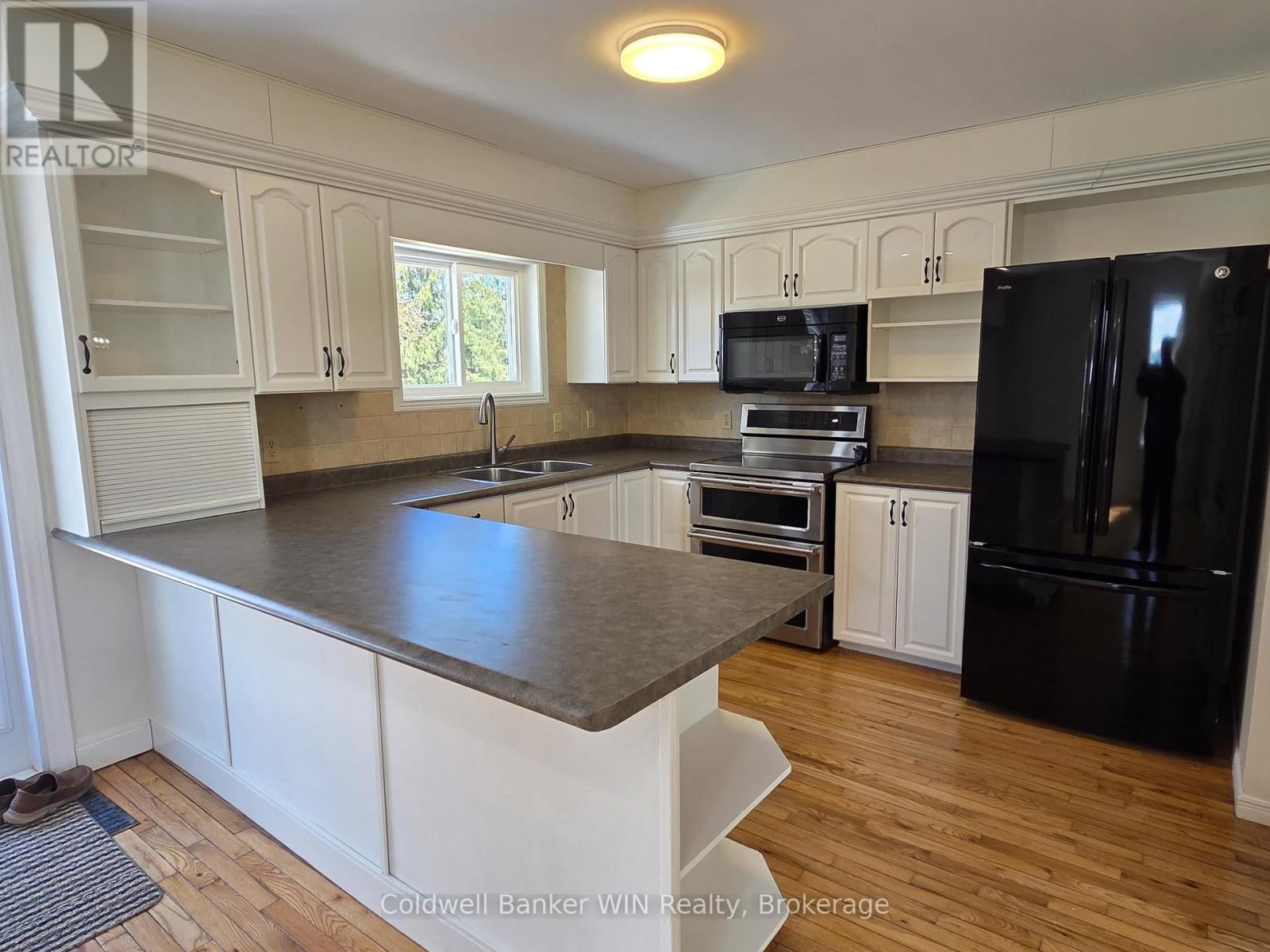 7324 5 SIDEROAD EAST Image 9