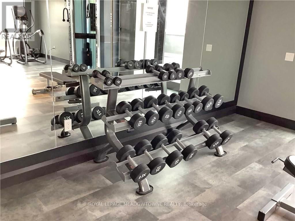 1304 - 15 GLEBE STREET EAST Image 15