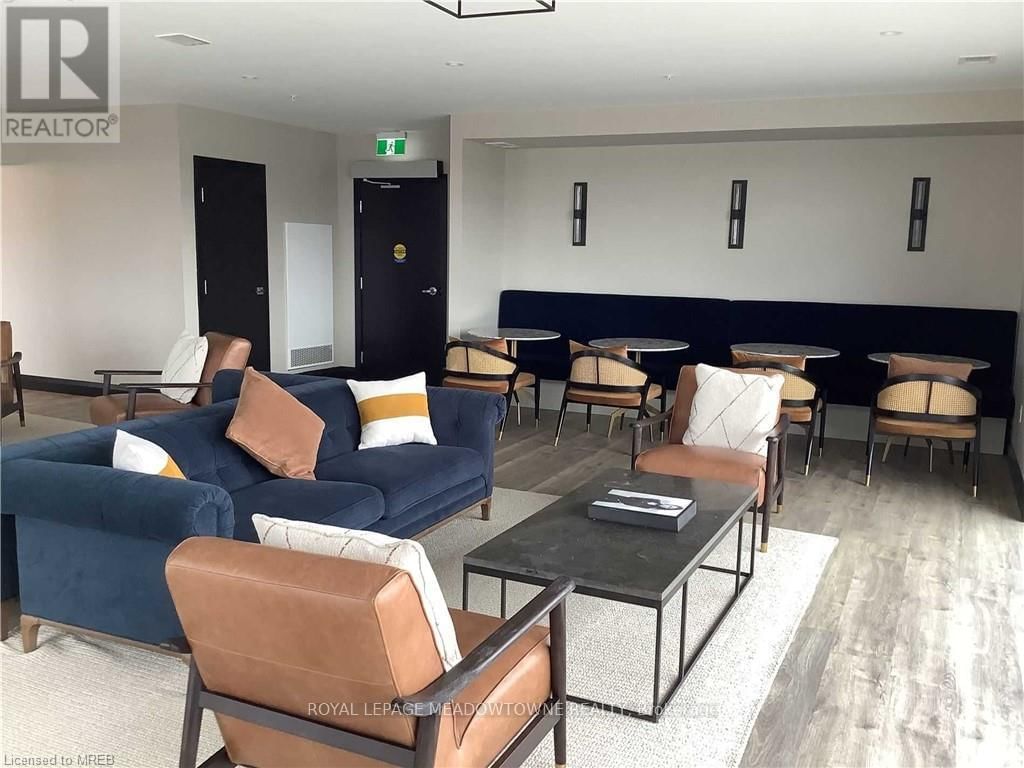 1304 - 15 GLEBE STREET EAST Image 21