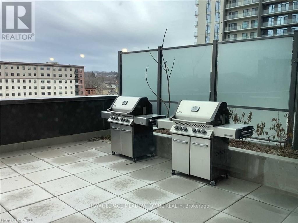 1304 - 15 GLEBE STREET EAST Image 24