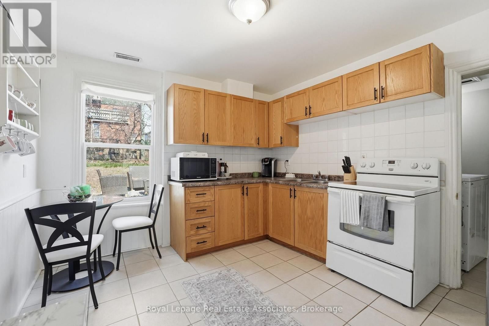 12 NELSON STREET Image 11