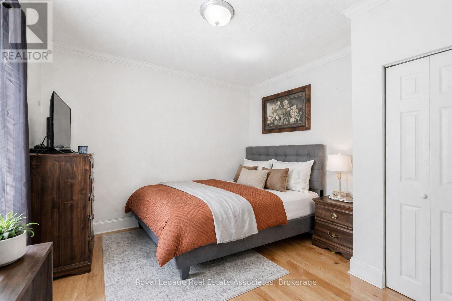 12 NELSON STREET Image 17