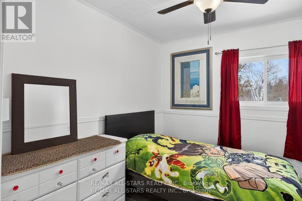 220 MCGUIRE BEACH ROAD Image 21