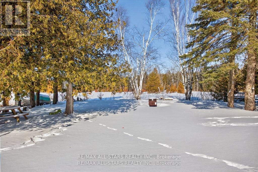 220 MCGUIRE BEACH ROAD Image 35