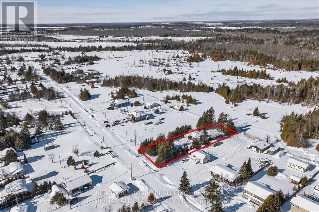 220 MCGUIRE BEACH ROAD Image 38