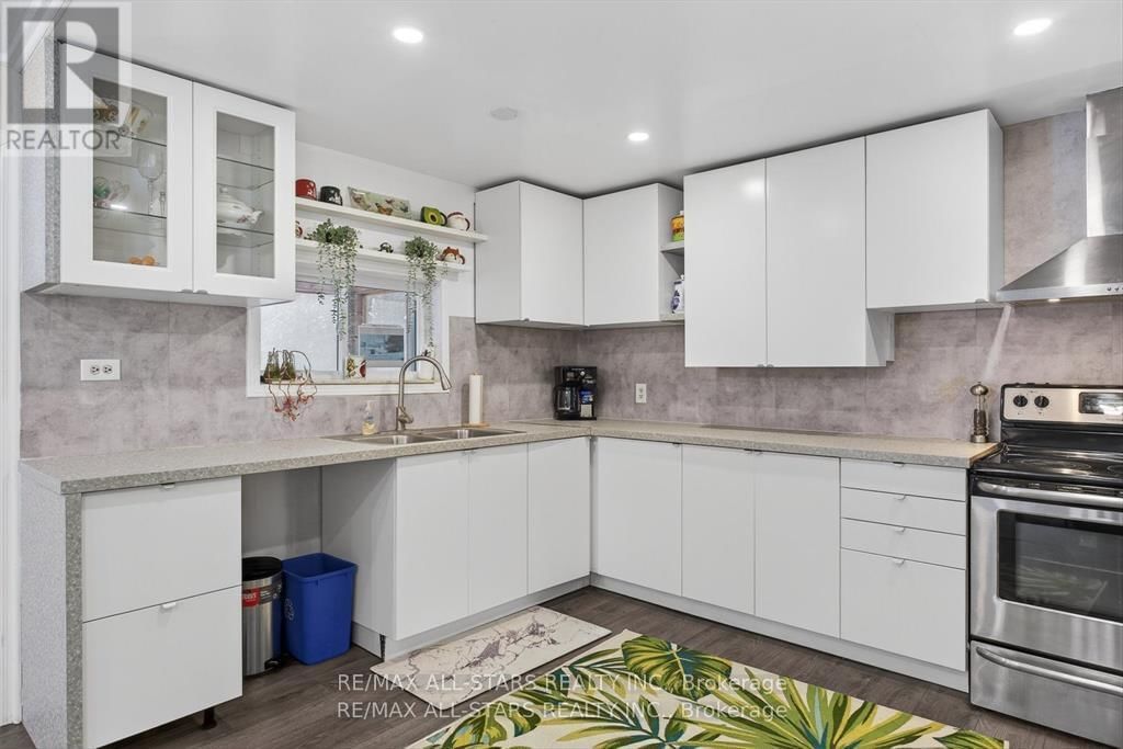 220 MCGUIRE BEACH ROAD Image 9