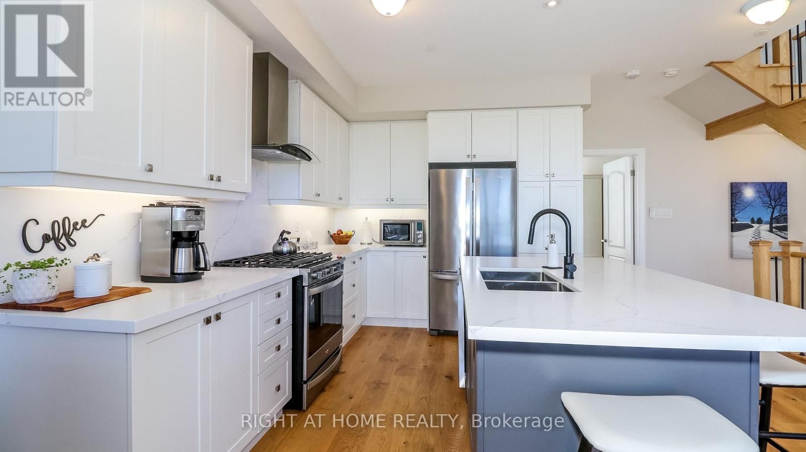 100 MARINA VILLAGE DRIVE Image 16