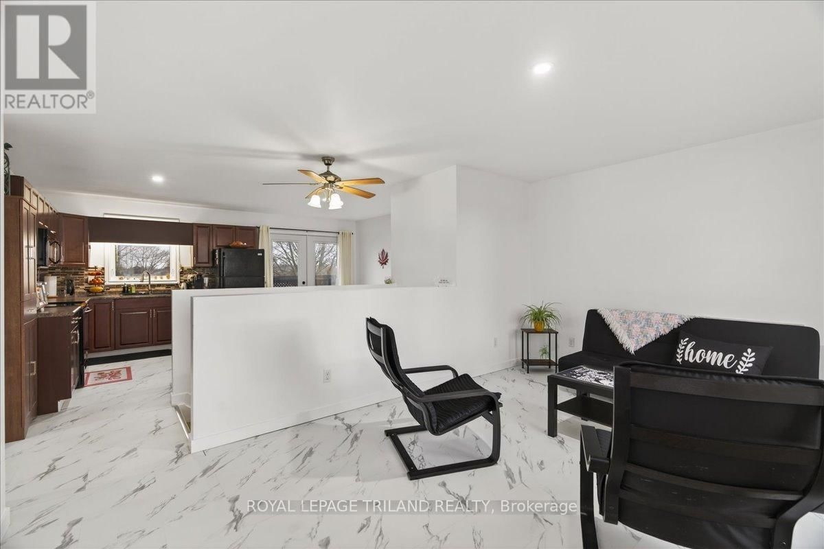 14 WELLINGTON AVENUE Image 10