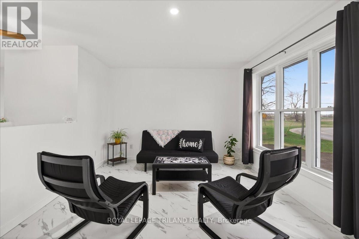 14 WELLINGTON AVENUE Image 11