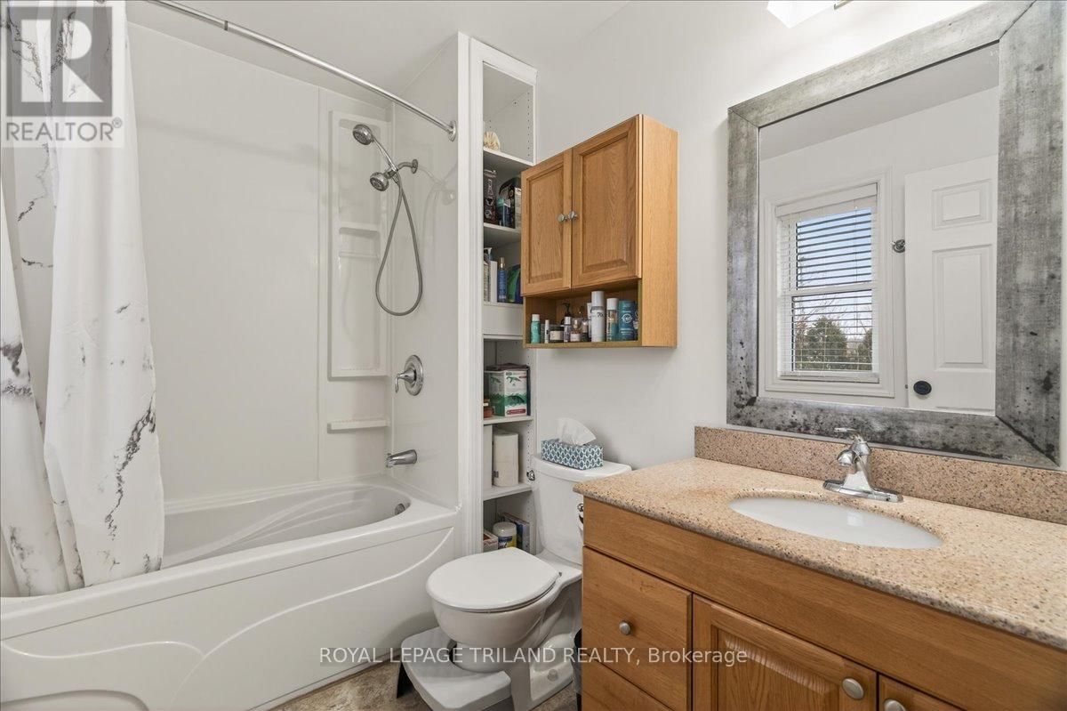 14 WELLINGTON AVENUE Image 20