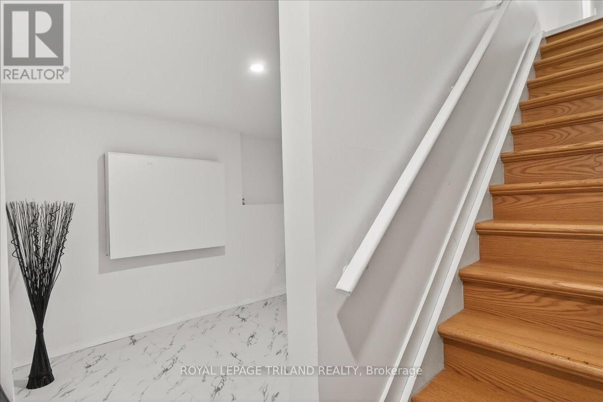 14 WELLINGTON AVENUE Image 27