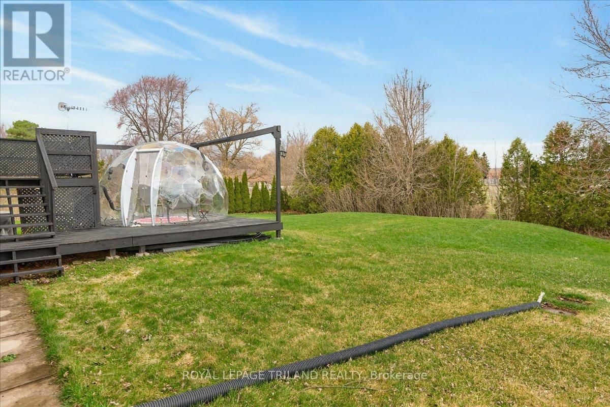 14 WELLINGTON AVENUE Image 41