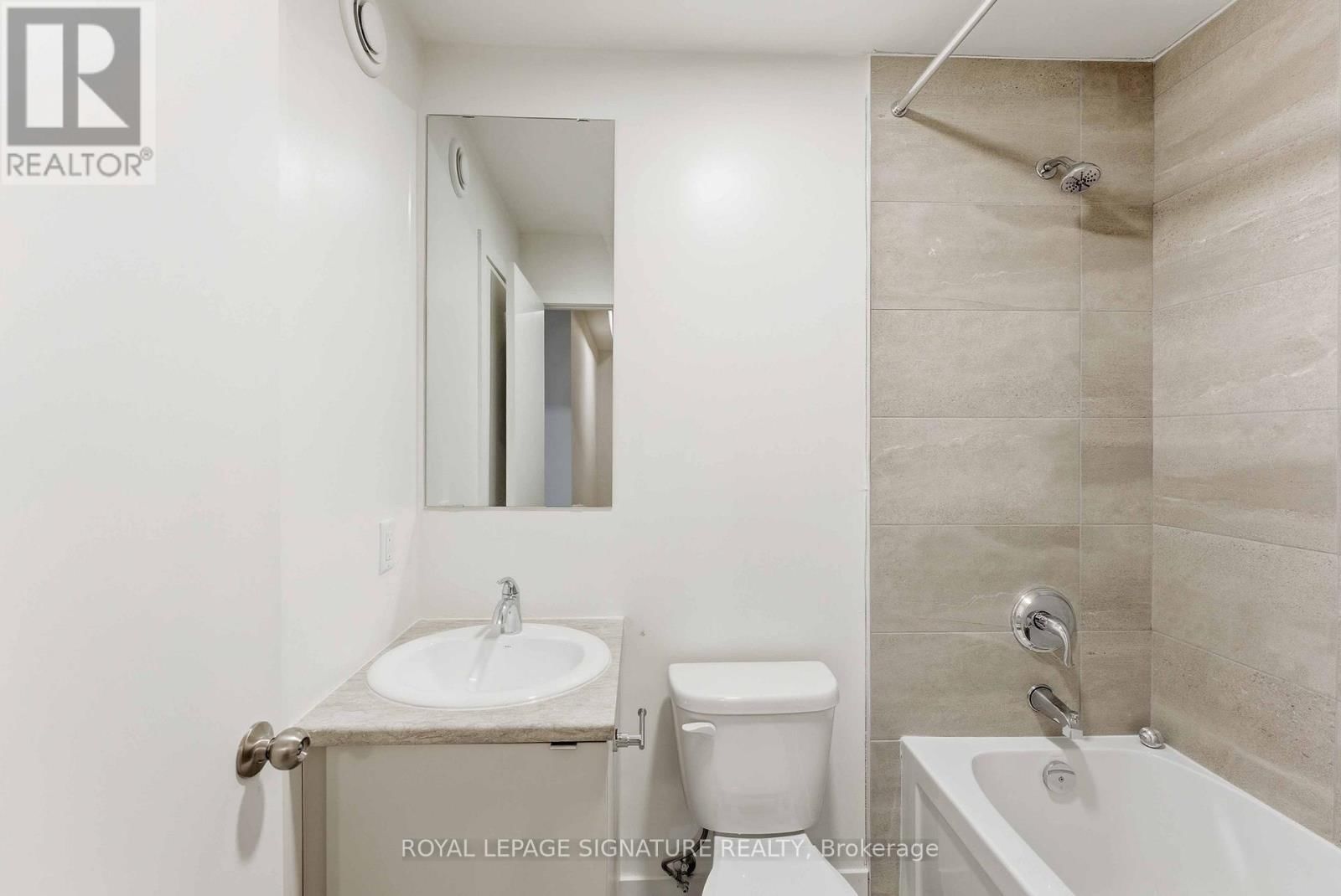 309A - 16 MELBOURNE AVENUE Image 12