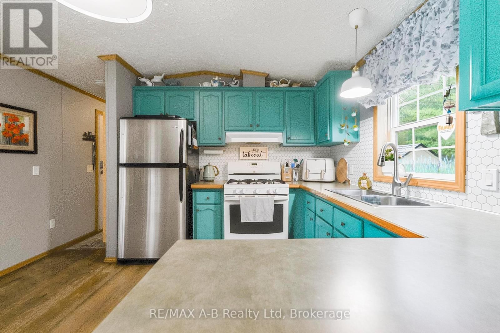 411 - 923590 ROAD 92 ROAD Image 10