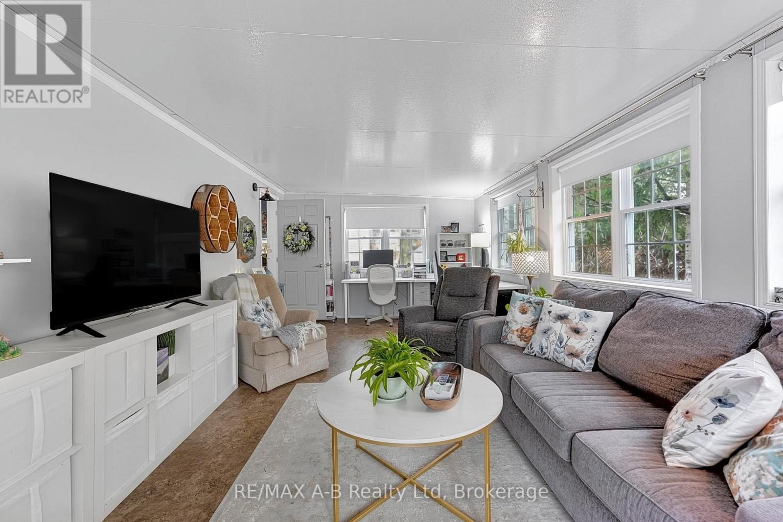 411 - 923590 ROAD 92 ROAD Image 17