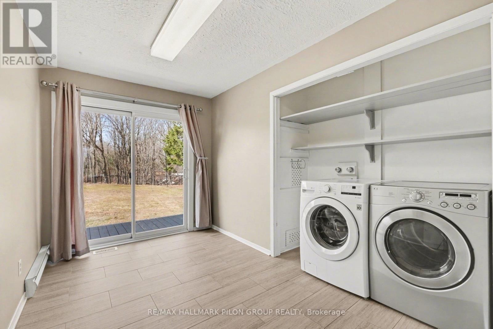 688 STATION ROAD Image 17