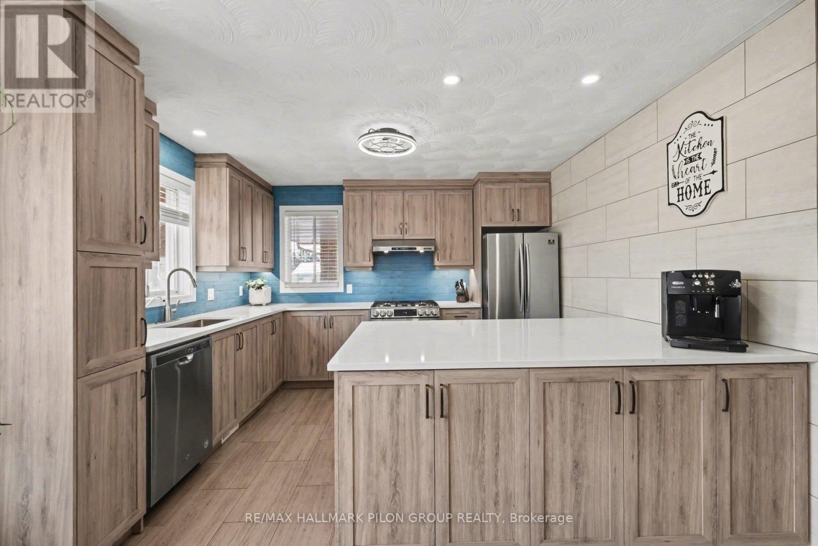 688 STATION ROAD Image 3