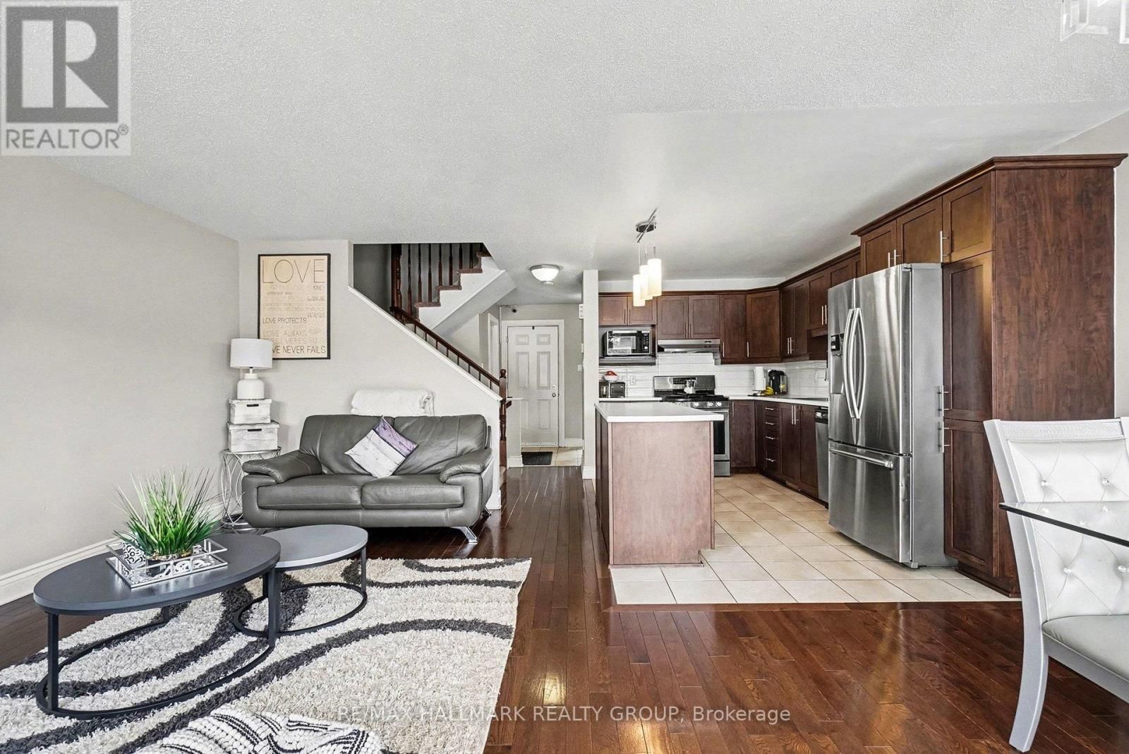 28 NATHALIE STREET Image 10