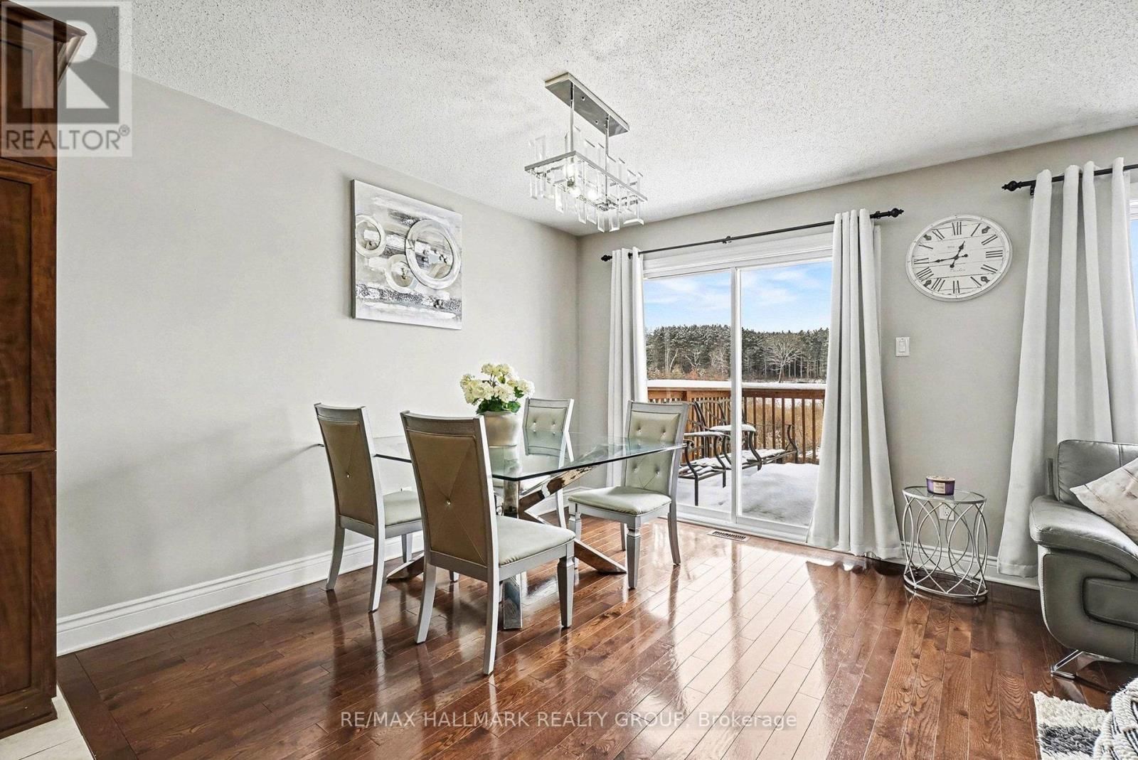 28 NATHALIE STREET Image 26