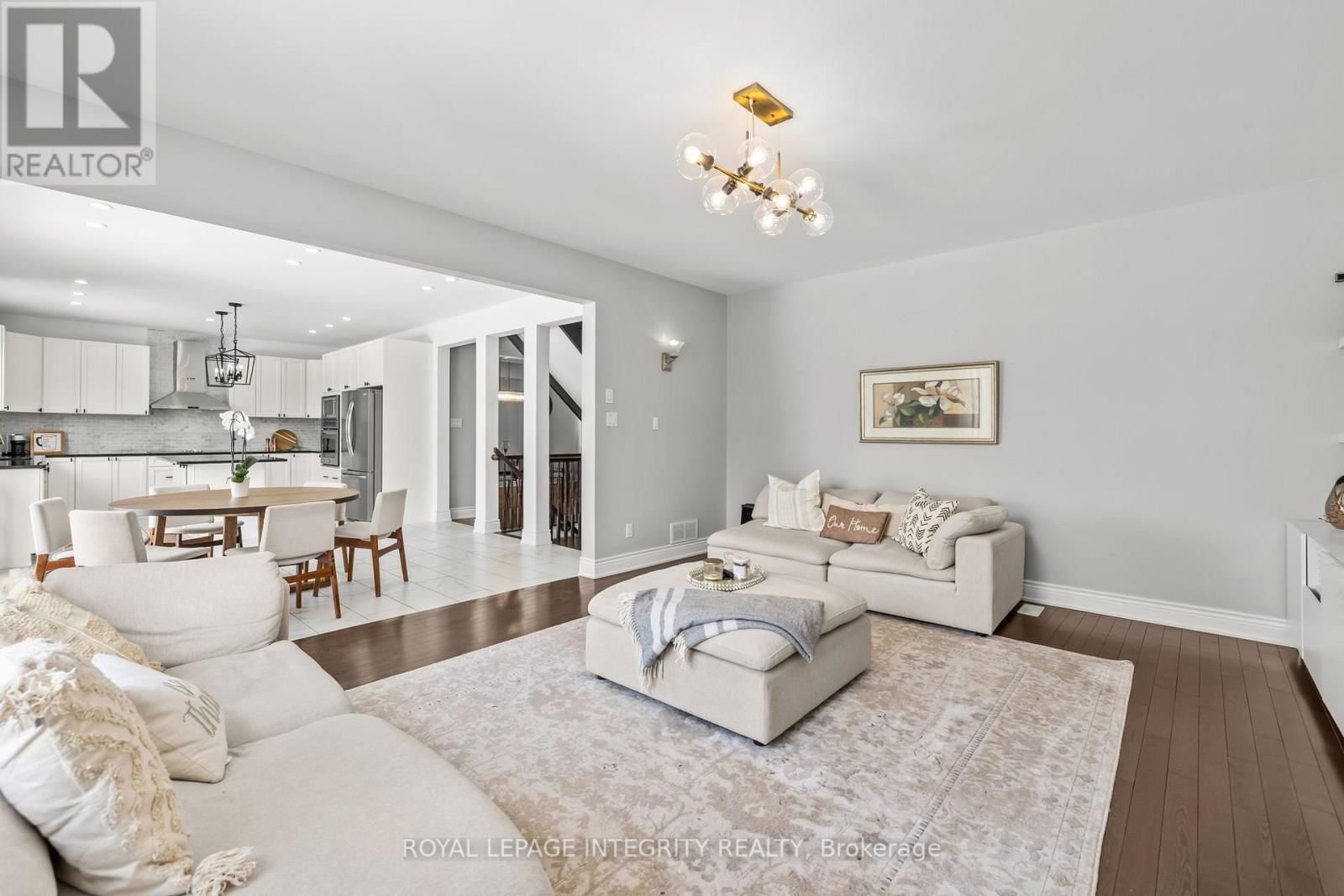 208 ROVER STREET Image 16