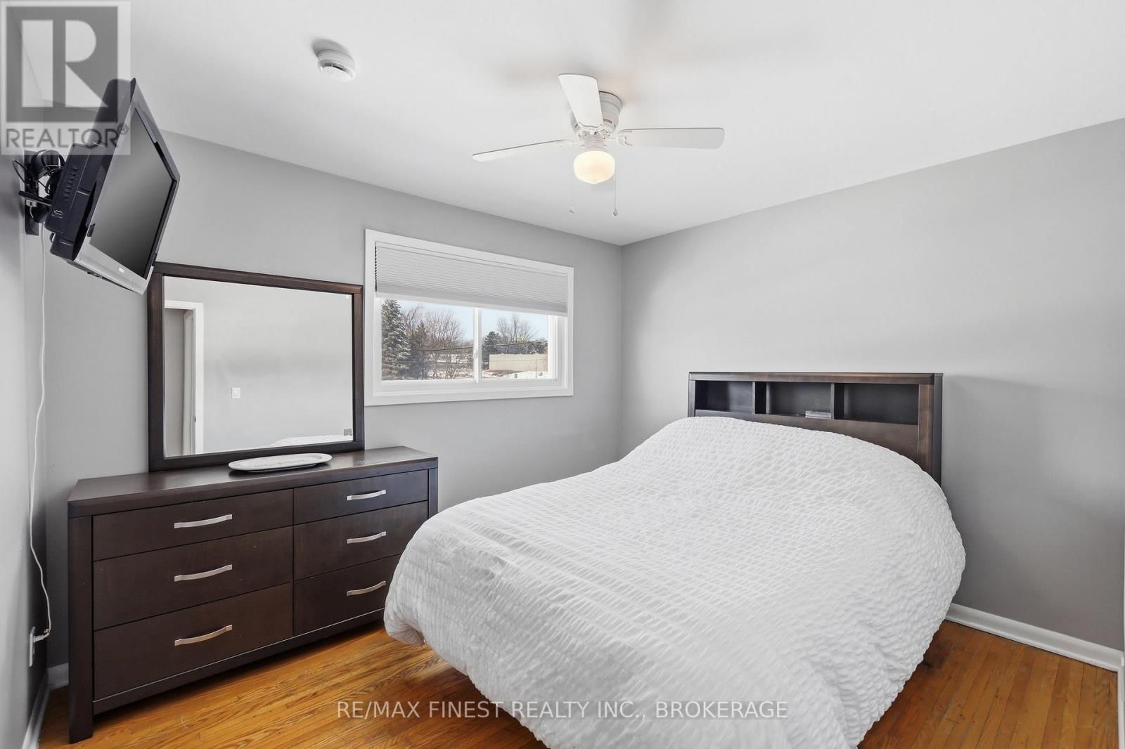 1479 MONTREAL STREET Image 13