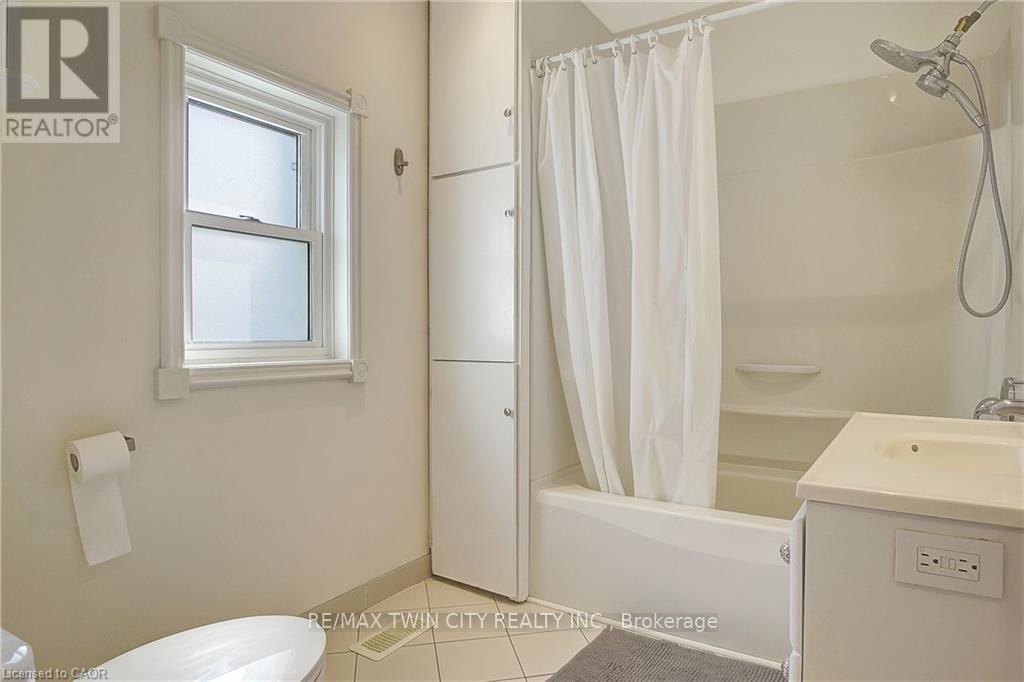 12 MURDOCH STREET Image 15